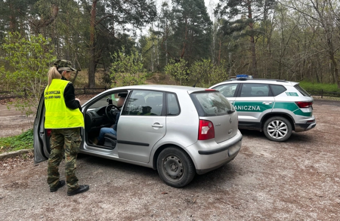 Banglijczyk z podrobionym prawem jazdy